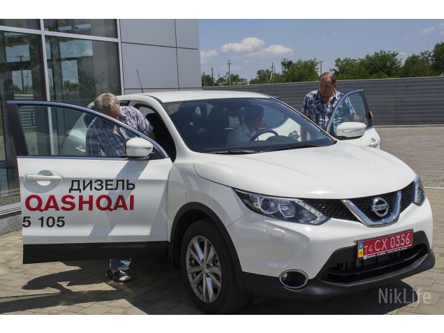   NISSAN QASHQAI!