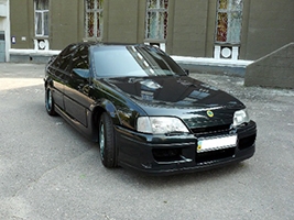     Lotus   Opel Omega!