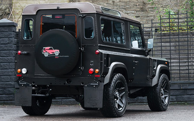 Defender  . Kahn Design